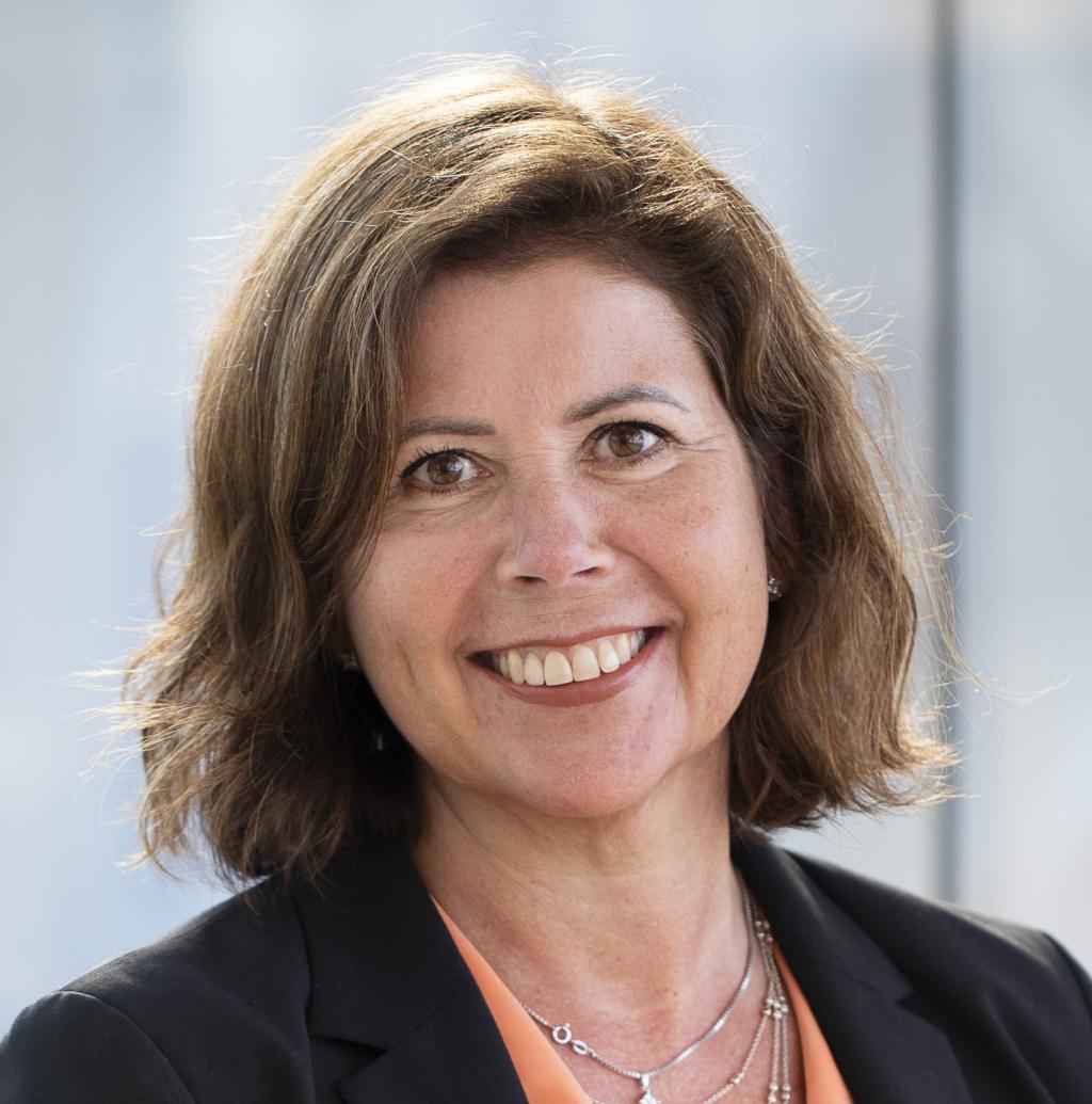 Bildet viser Lucie Aunan, divisjonsdirektør i Helsedirektoratet