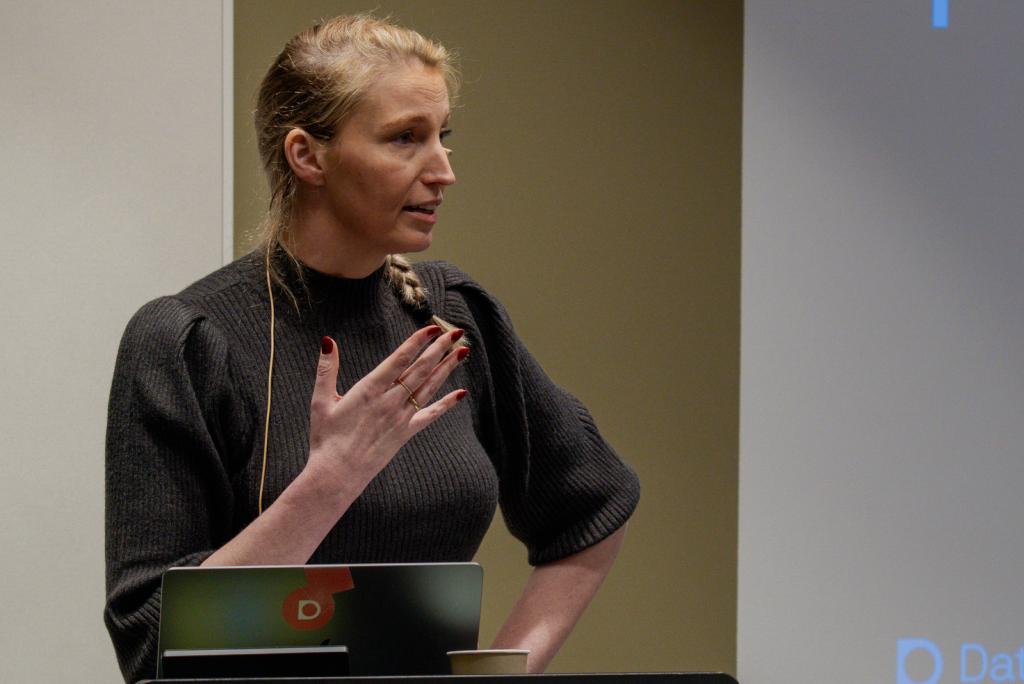 bilde av mona grivi normann